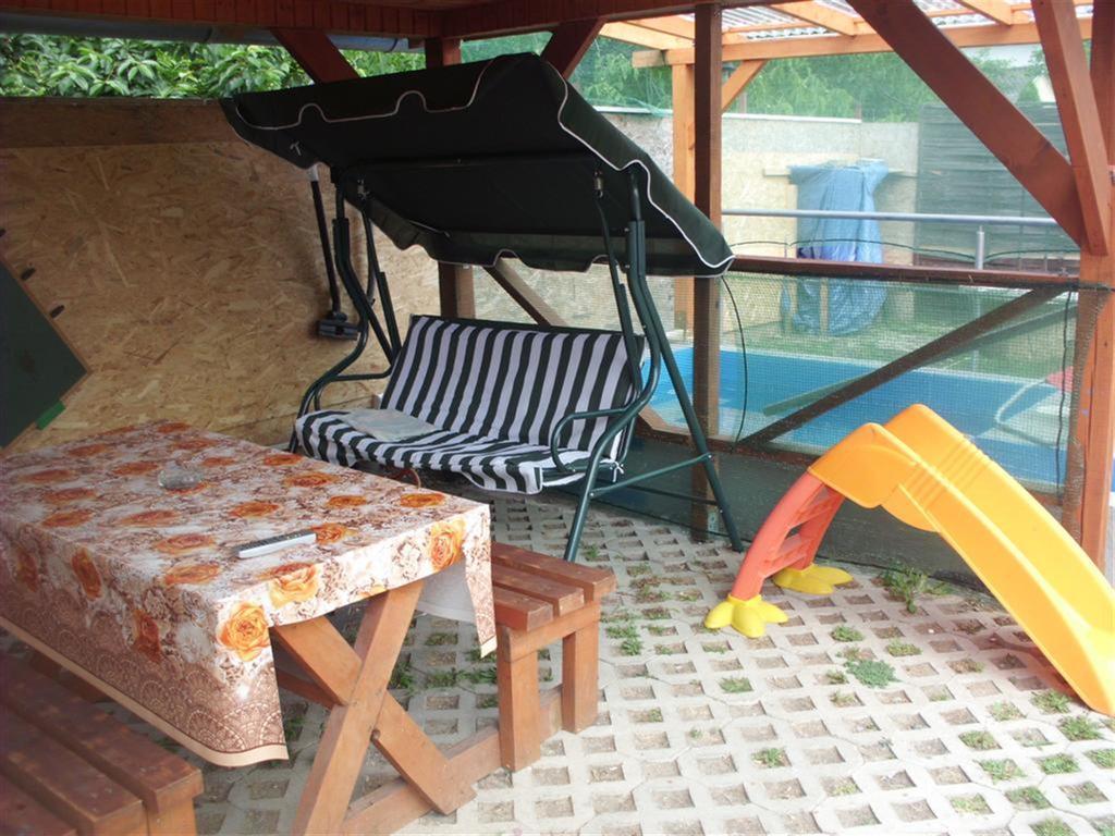 Andrea Apartman Hajduszoboszlo Bagian luar foto