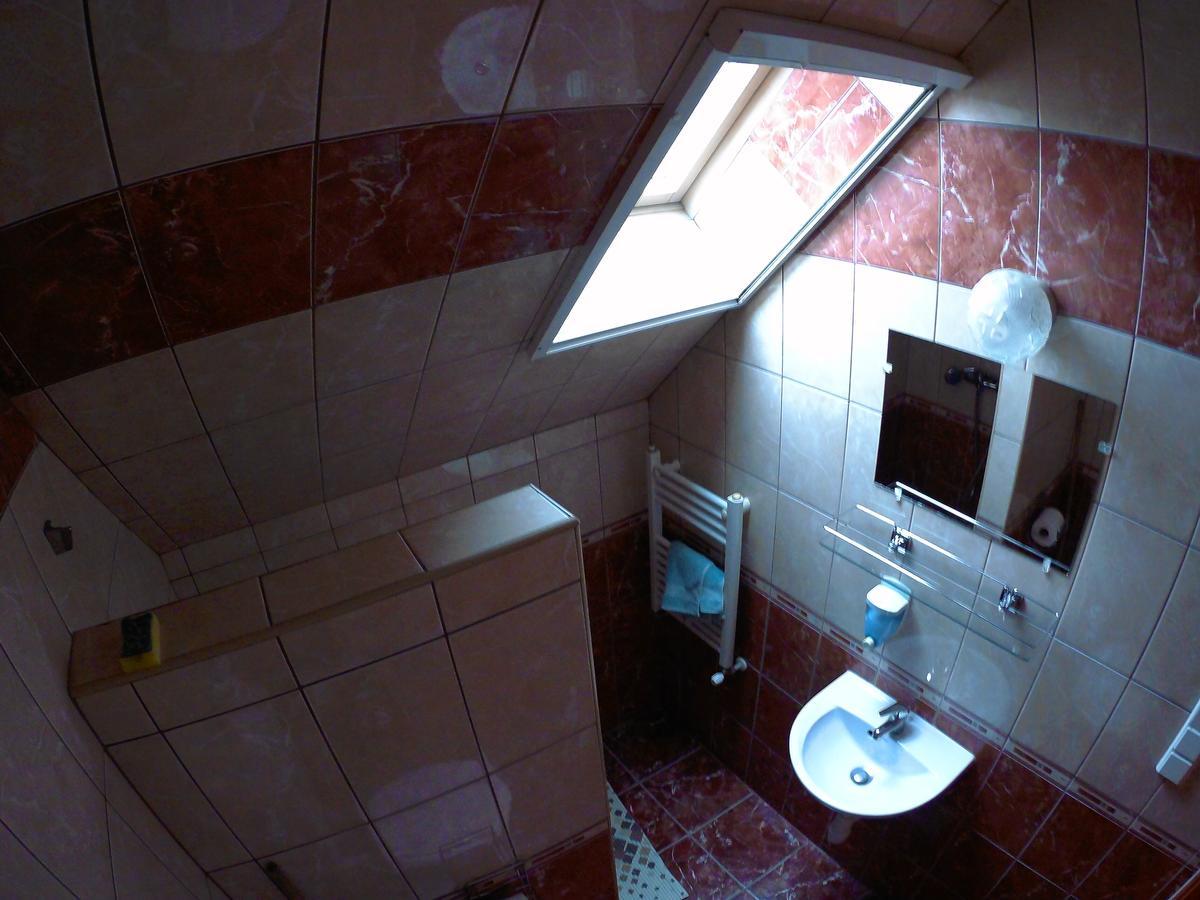 Andrea Apartman Hajduszoboszlo Bagian luar foto